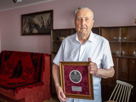 Józef Niezgoda z Włocławka obchodzi setne urodziny! Poznajcie jego historię