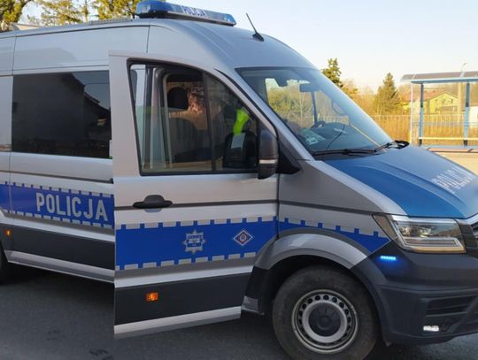 13-nastolatek zatrzymany przez policję w Bogucinie. Na miejsce wezwano rodzica