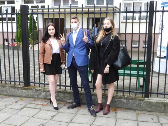 15 uczniów nie dotarło we Włocławku na maturę. Egzamin odbywał się w aż 83 salach! 