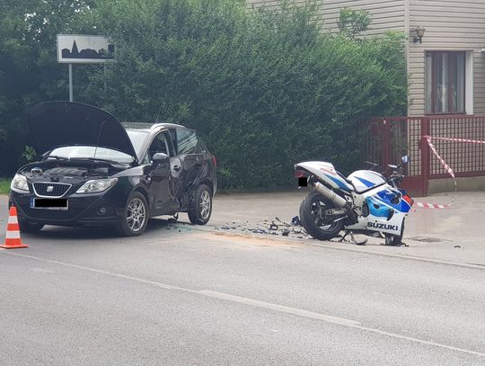 19-letni motocyklista w szpitalu. Uderzył w auto osobowe 