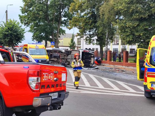 2 śmigłowce LPR w Lubrańcu. Autobus zderzył się z osobówką