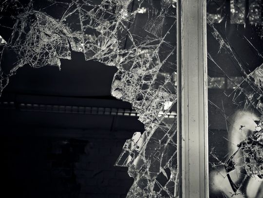 21-letni imprezowicz z Chocenia zdemolował jeden z włocławskich hoteli