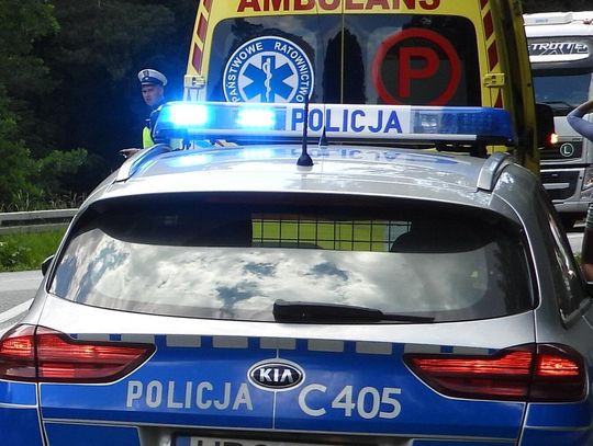 40 latek miał 3,2 promila, uderzył w ogrodzenie i dachował