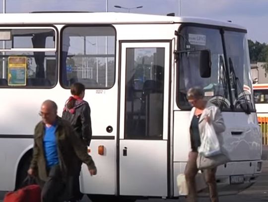 45 dodatkowych linii autobusowych w kujawsko pomorskim. Podpisano umowę 