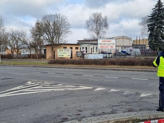 Akcja "Prędkość" we Włocławku. 128 kontroli, 12 zatrzymanych dowodów rejestracyjnych