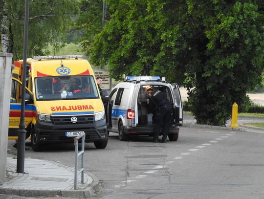 Akcja służb na moście stalowym. Znów próba samobójcza?