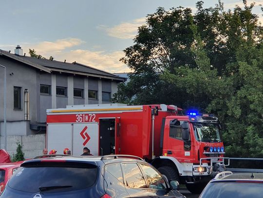 Akcja służb w okolicach Lidla. 22-latek twierdził, że utopiła się jego siostra