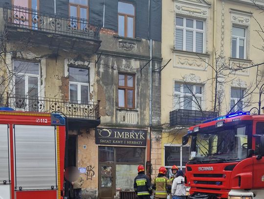 Akcja straży pożarnej na ul. 3 Maja. Doszło do podpalenia