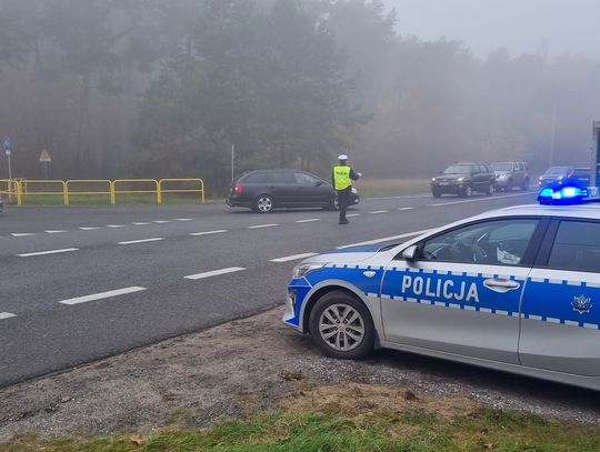Akcja "Wszystkich Świętych" - policja odnotowała 29 kolizji drogowych. Zatrzymano 3 nietrzeźwych kierowców