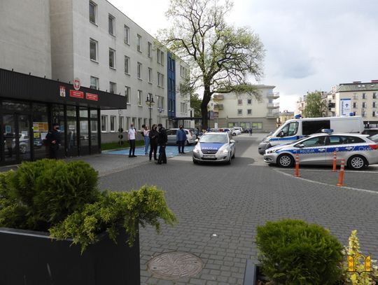 Alarm bombowy w Urzędzie Miasta