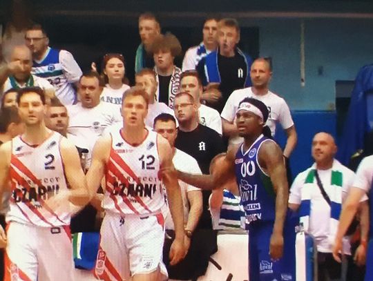 Anwil z brązowym medalem. Rottweilery wygrywają w Słupsku