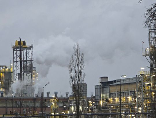 ANWIL zawarł porozumienie ze związkami zawodowymi. Czasowe zawieszenie części świadczeń pracowniczych