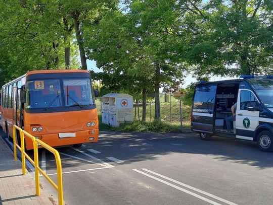 Autokar był niesprawny. Przyjechał drugi, również niesprawny