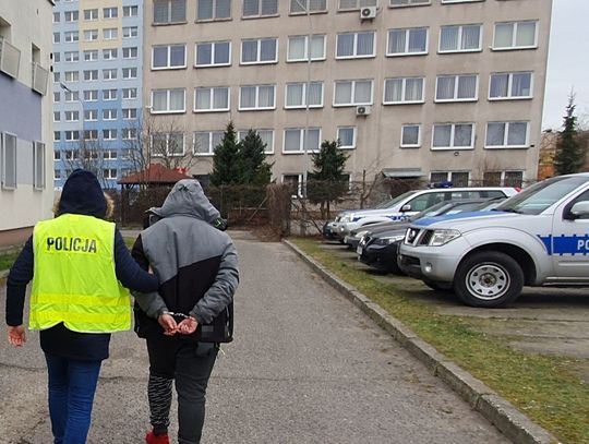 Autor groźby o poderżnięciu gardła dziennikarce aresztowany. "Fan" PiS, znany policji. Groził wcześniej prezydentowi miasta