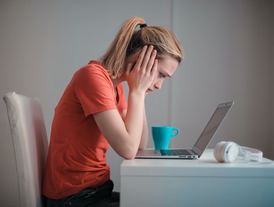 Aż 86% Polaków diagnozuje się u „Doktora Google”
