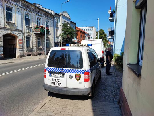 Policja i Straż Miejska interweniowały w pustostanie zajętym przez bezdomnych