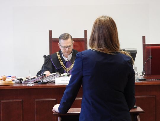 Bił kablem i poił dzieci alkoholem. Sąd wysłuchał dziś zeznania brata pobitych chłopców z ul. Jesionowej