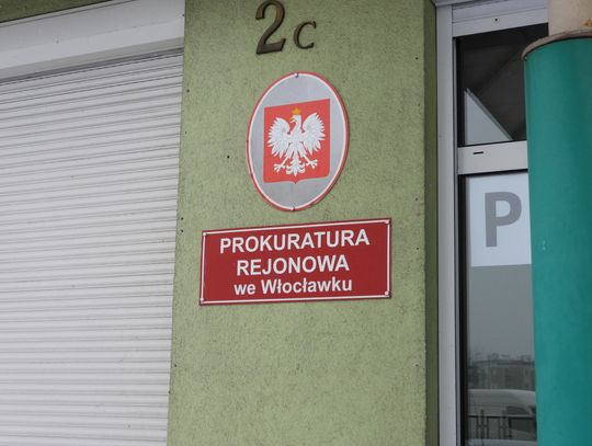 Błażej P., który groził dziennikarce poderżnięciem gardła, po artykule o posłance Gembickiej, znieważył również sędziów. Jest akt oskarżenia...