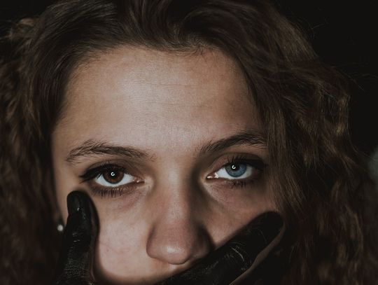 Były ksiądz diecezji włocławskiej i strażnik więzienny mózgami gangu sutenerów we Włocławku