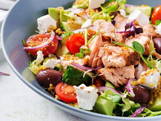 Catering dietetyczny dla seniorów - jak dieta wpływa na zdrowie w starszym wieku?