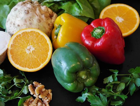 Catering pudełkowy a różnorodność kulinarna: Poznawanie smaków z całego świata