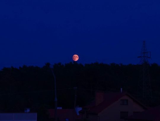 To już dziś! Częściowe zaćmienie Księżyca, będzie je można obserwować z Polski