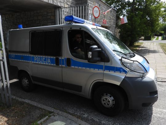 Członek grupy przestępczej trudniącej się handlem ludźmi aresztowany we Włocławku. Wielka Brytania wydała za nim Europejski Nakaz Aresztowania 