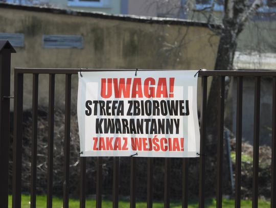 Czy osoby poddane kwarantannie przy ulicy Żytniej przestrzegają bezwzględnego zakazu wychodzenia?