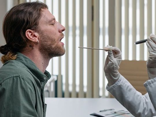 Darmowe testy na covid-19 w jednej z aptek we Włocławku