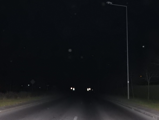 Do końca roku na al. Jana Pawła II będzie ciemno. Rusza wymiana oświetlenia