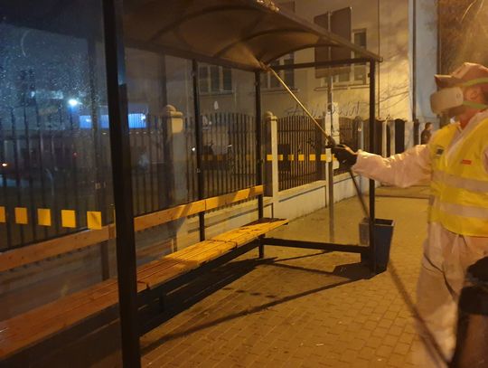 Dobra wiadomość! Dezynfekują we Włocławku przystanki 