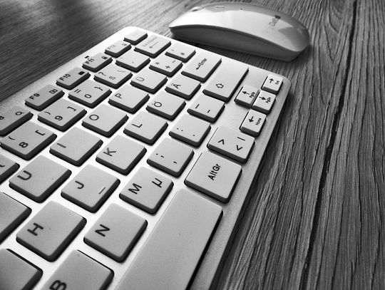 Dostałeś e-mail o źle opłaconych składkach? To wirus,który skasuje Twoje dane - ostrzega ZUS!