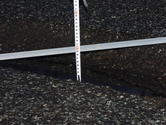 Drogowe prowizorki we Włocławku. Na ul. Kruszyńskiej znów dziury