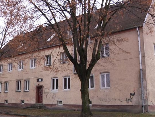 Dwóch pobitych i brudnych chłopców trafiło do szpitala. Znęcał się nad nimi 32-letni ojciec...