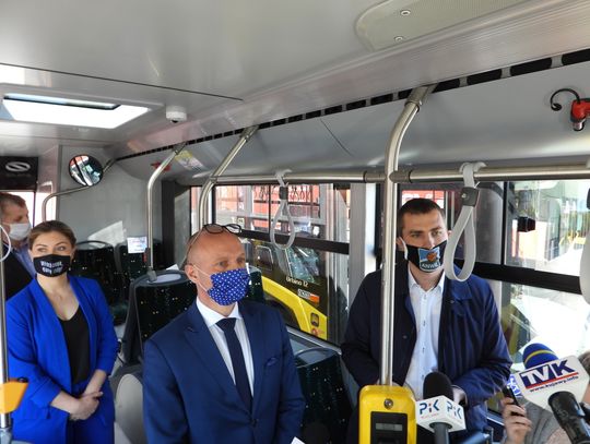 Dyspensery we włocławskich autobusach mają zapewnić bezpieczeństwo pasażerom