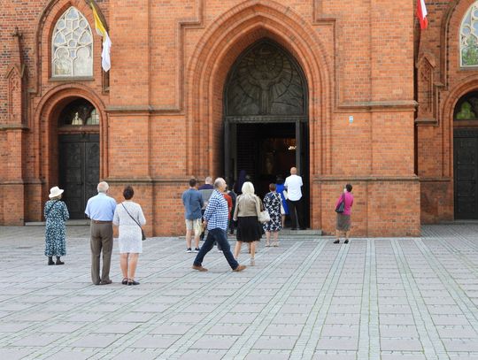 Dziś ulicami Włocławka przejdzie Droga Krzyżowa