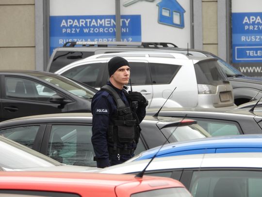 Ewakuowano Urząd Miasta i Urząd Gminy. Ponownie fałszywy alarm o bombie 