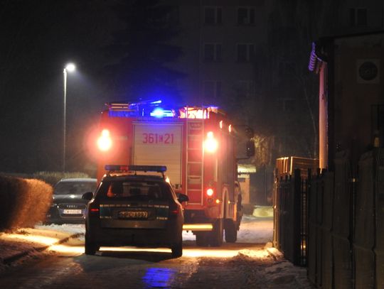 Fałszywe alarmy postawiły w nocy policję i straż na "nogi". Interwencje zakończone pouczeniem