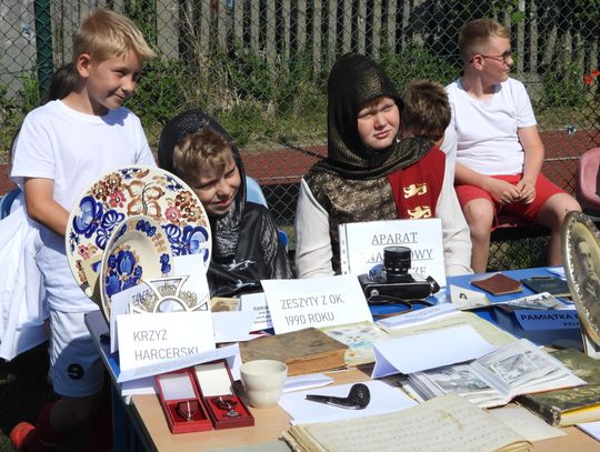 Festyn historyczny w Zespole Szkół nr 11 i rozstrzygnięcie konkursu międzyszkolnego