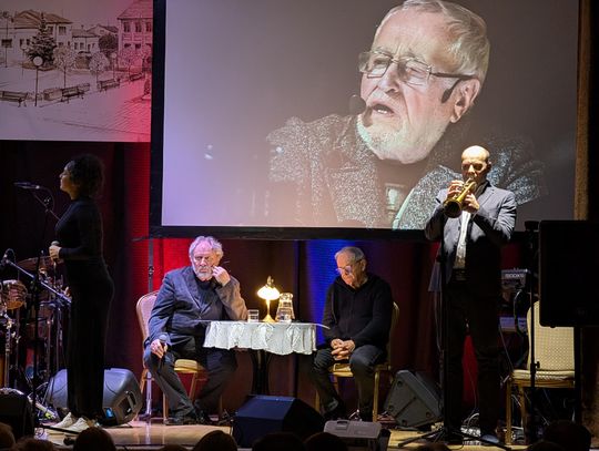 Andrzej Grabowski i Jerzy Fedorowicz na finale II Festiwalu Artystycznego „Białe Walce” w Kowalu