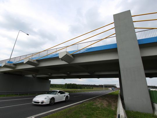 GDDKiA:"Na 160-kilometrowym odcinku autostrady A1, aż 168 pojazdów osiągnęło średnią prędkość 248 km/h"