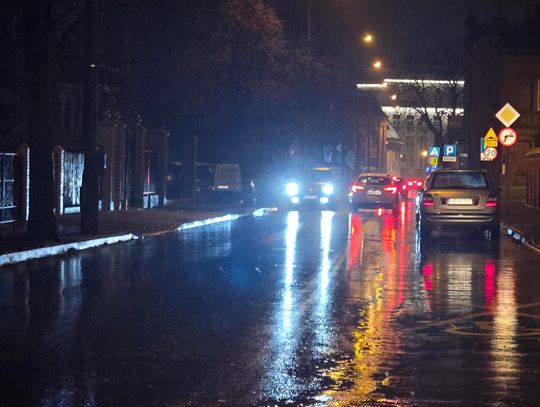 Gołoledź i oblodzenie nadciągają nad region. IMGW ostrzega także Włocławek