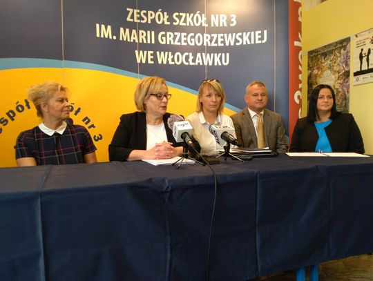Inauguracja projektu "Bez słów - wspieramy komunikację osób niemówiących w OSI Włocławek".