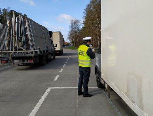 ITD w akcji. Posypały się mandaty, kierowcy stracili dowody rejestracyjne. Rekordzista ważył o 3,8 tony za dużo