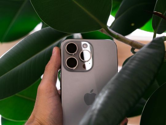 Jak stworzyć wydajny zestaw do nauki i pracy z iPhonem i iPadem?