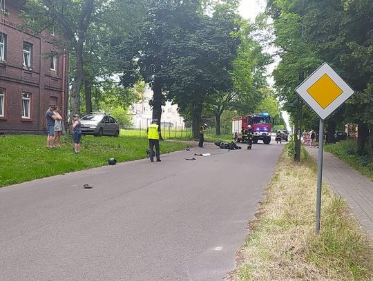 Jedna osoba w szpitalu po zderzeniu motocykla z autem osobowym