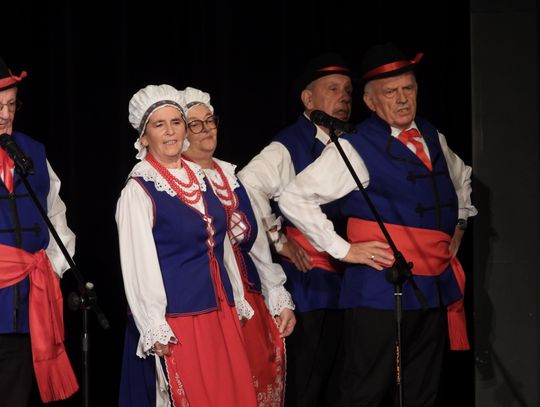 Jubileuszowy koncert z okazji 35-lecia Zespołu Pieśni i Tańca "Wrzos" w Teatrze Impresaryjnym