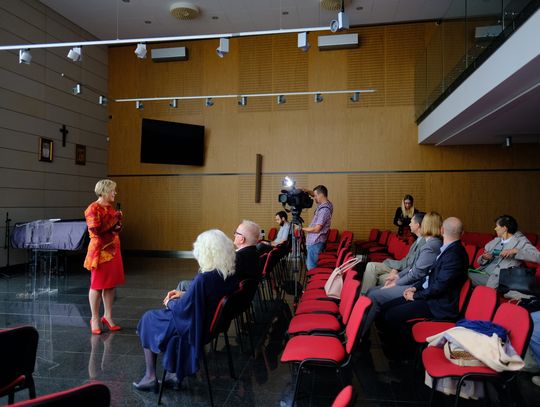 K. Czabański wspólnie z Barbarą Nowak przestrzegał we Włocławku przed niebezpiecznymi ideologiami