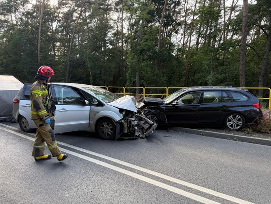 Karambol za rondem Falbanka. Zderzyły się cztery pojazdy