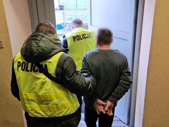 Kierowca uciekał przed policją. Miał 3 promile i dożywotni zakaz prowadzenia